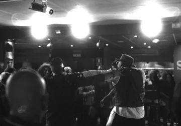 Clases de salsa en Málaga Mejora tu baile con los profesores de moda