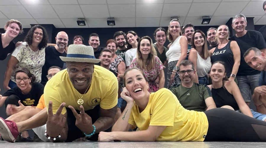 Clases de salsa y bachata en Avenida Europa Málaga con Bea y Deiby